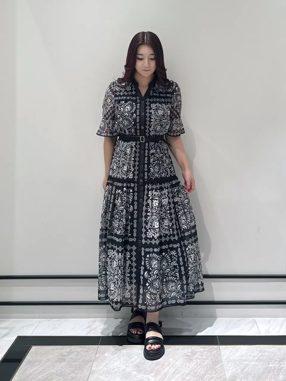 GRACE CONTINENTAL MOMOKO コーディネート画像