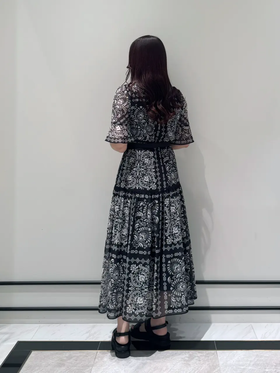 GRACE CONTINENTAL MOMOKO コーディネート画像