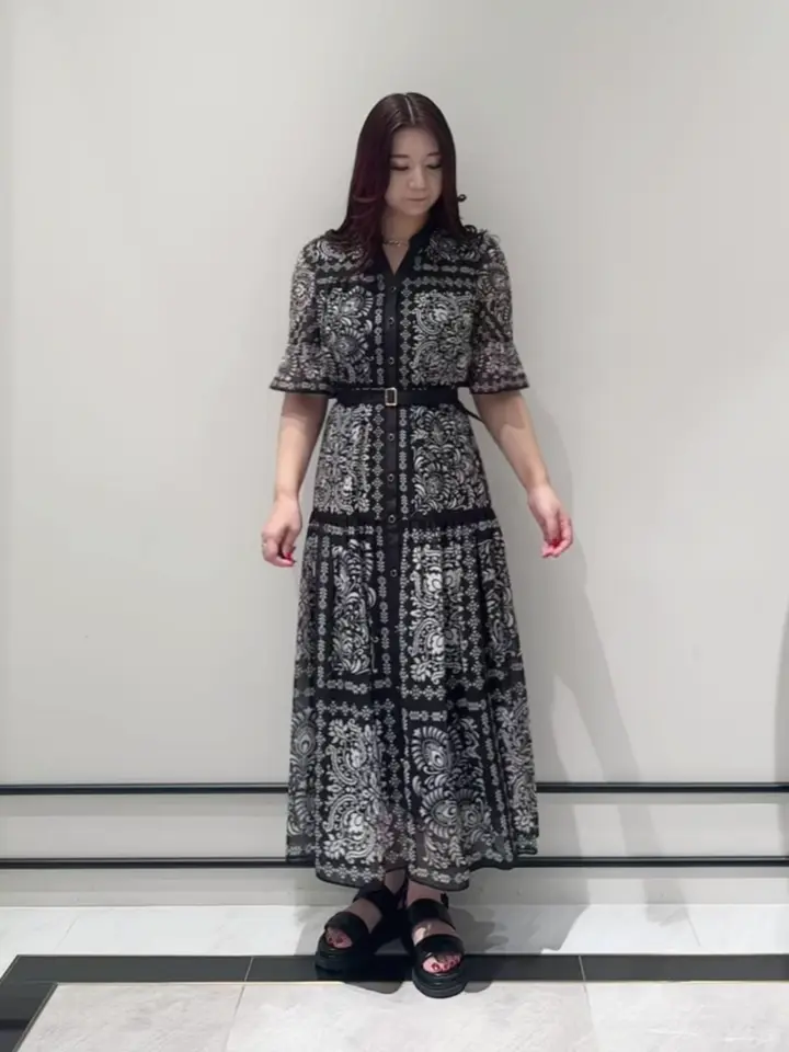GRACE CONTINENTAL MOMOKO コーディネート画像