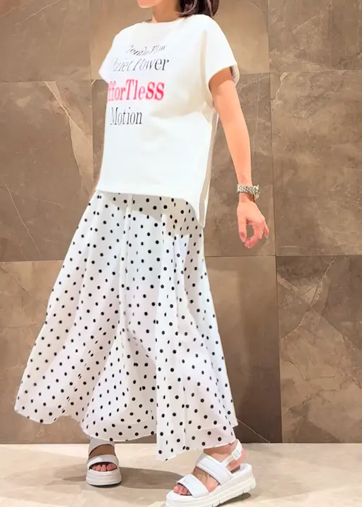 GRACE CONTINENTAL 穐山　香織 コーディネート画像