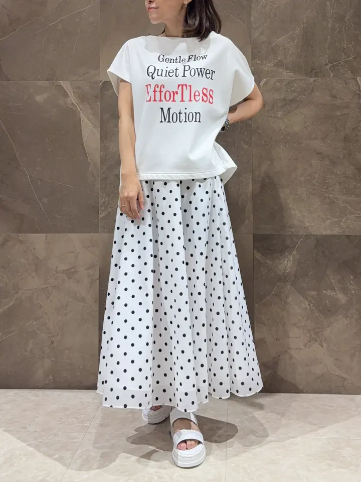 GRACE CONTINENTAL 穐山　香織 コーディネート画像