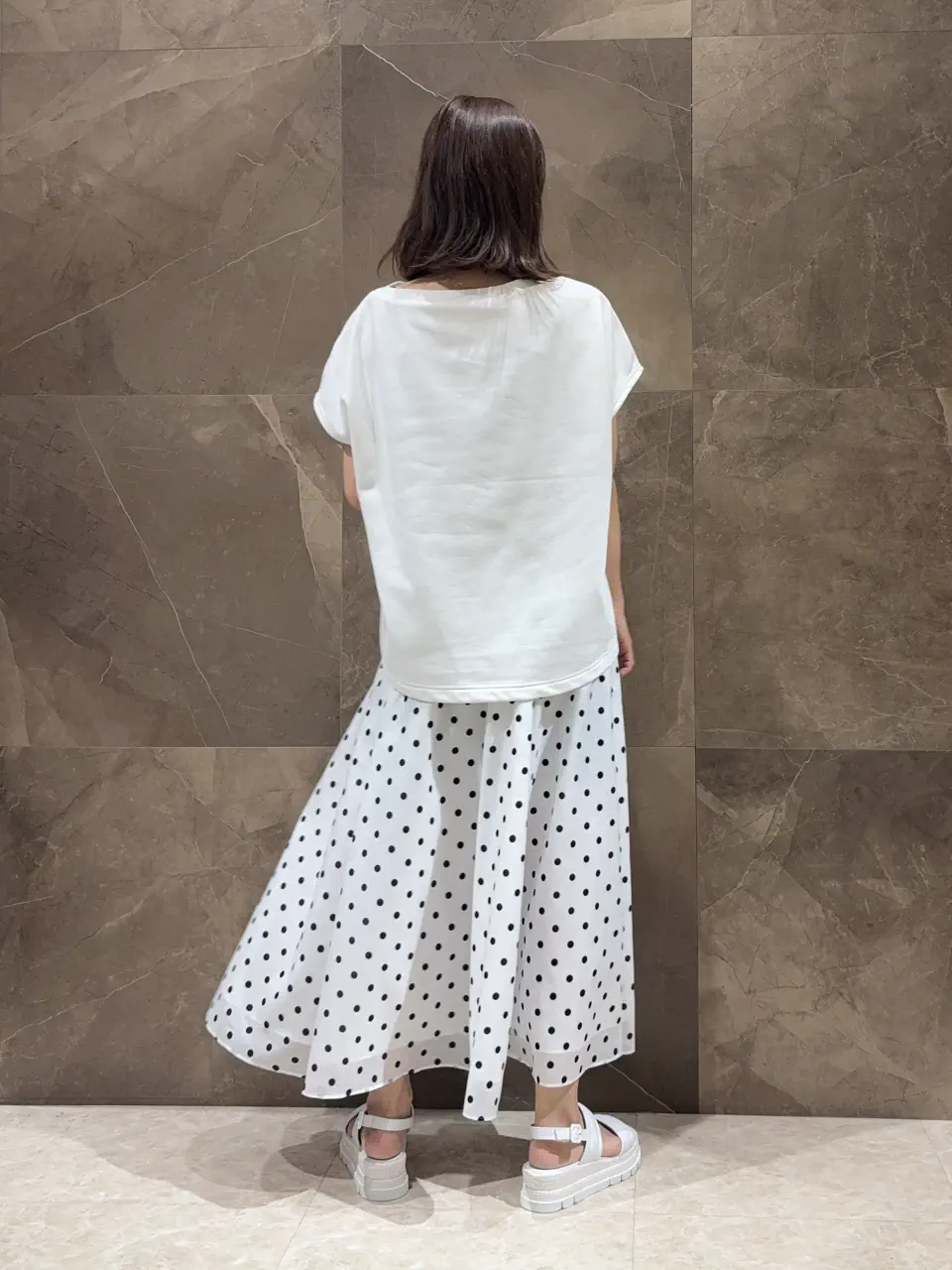 GRACE CONTINENTAL 穐山　香織 コーディネート画像