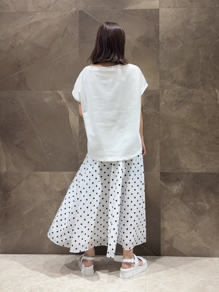GRACE CONTINENTAL 穐山　香織 コーディネート画像