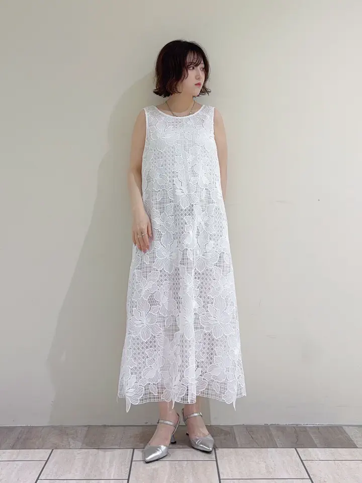GRACE CONTINENTAL SASAKI コーディネート画像