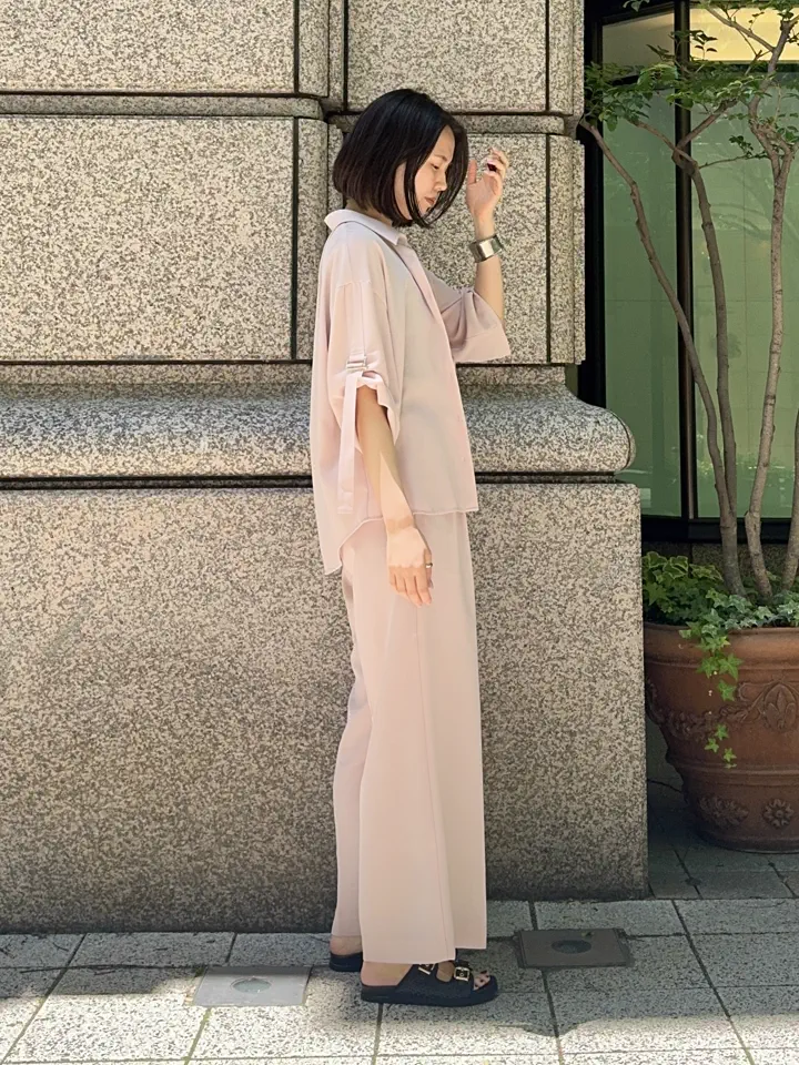 GRACE CONTINENTAL 伊藤　静華 コーディネート画像