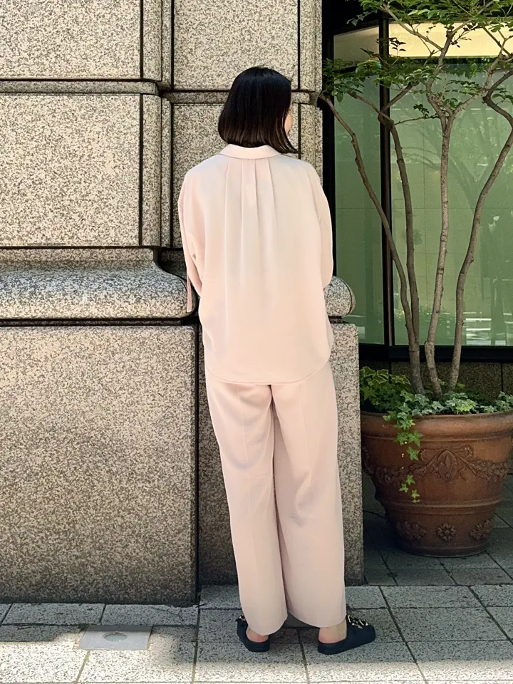 GRACE CONTINENTAL 伊藤　静華 コーディネート画像