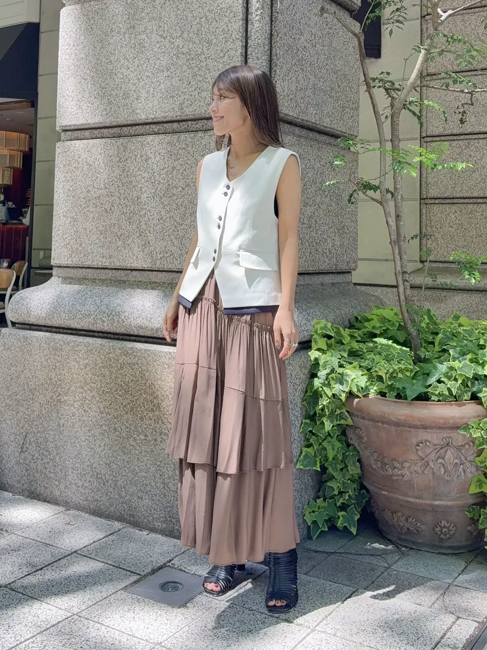 GRACE CONTINENTAL yukimi yonee コーディネート画像