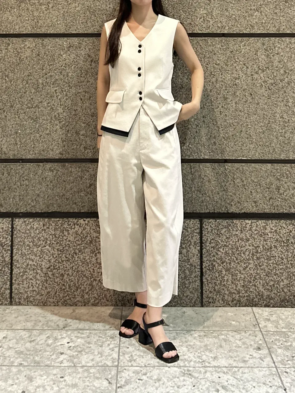GRACE CONTINENTAL ERINA KATO コーディネート画像