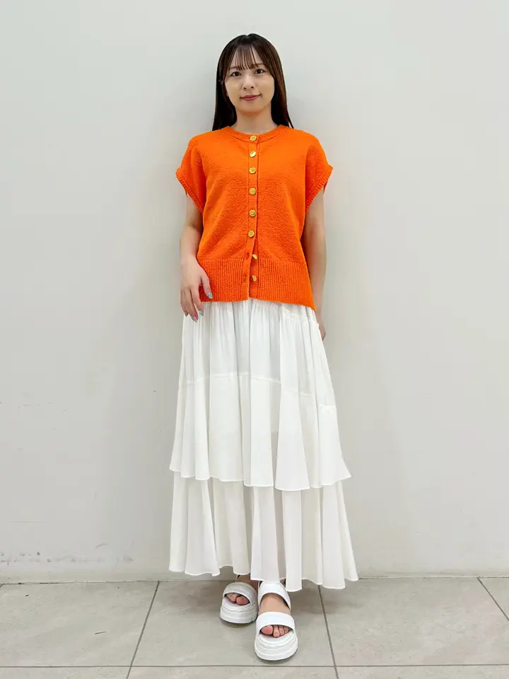 GRACE CONTINENTAL Miu Akamatsu コーディネート画像