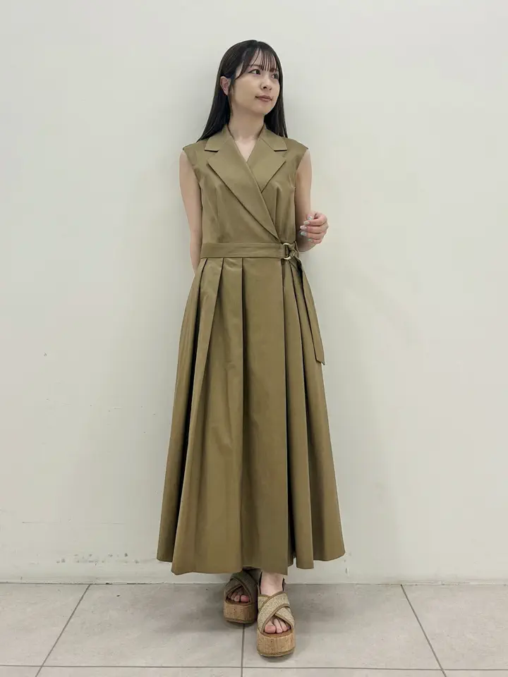 GRACE CONTINENTAL Miu Akamatsu コーディネート画像