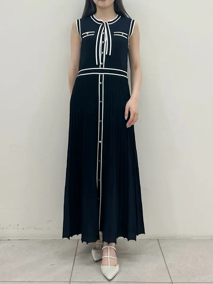 GRACE CONTINENTAL Miu Akamatsu コーディネート画像
