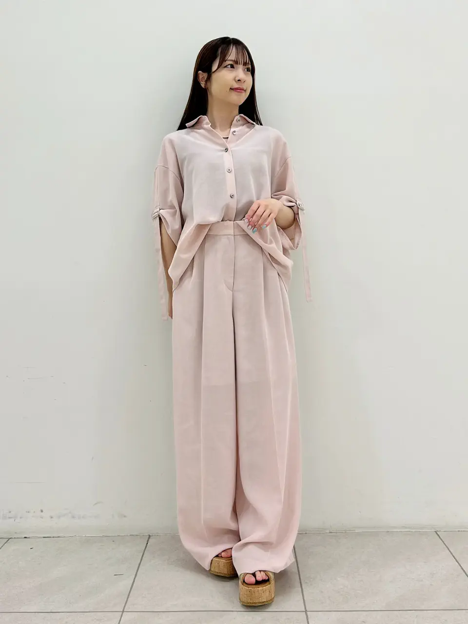GRACE CONTINENTAL Miu Akamatsu コーディネート画像