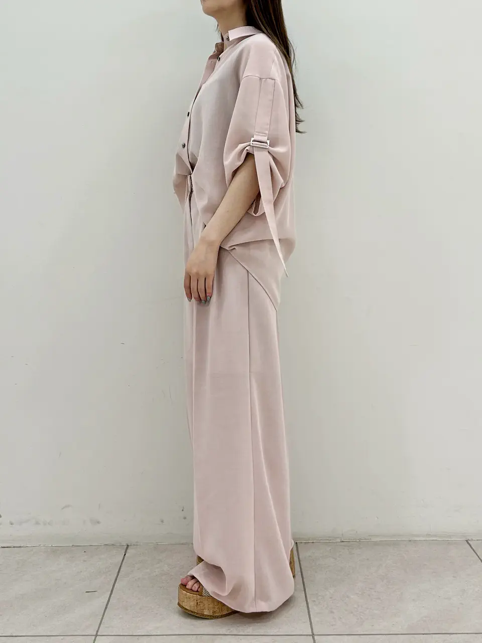 GRACE CONTINENTAL Miu Akamatsu コーディネート画像