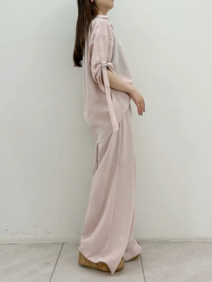 GRACE CONTINENTAL Miu Akamatsu コーディネート画像
