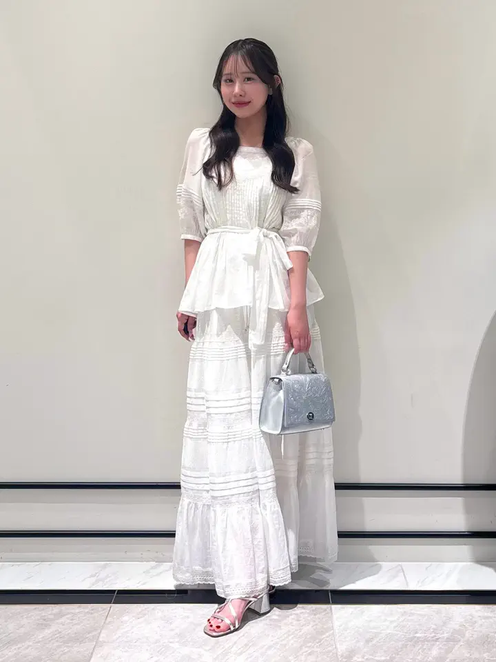 GRACE CONTINENTAL Kikuchi コーディネート画像