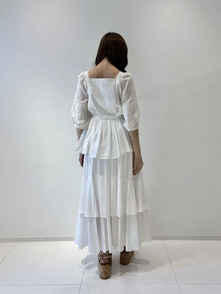 GRACE CONTINENTAL adachi miyuki コーディネート画像
