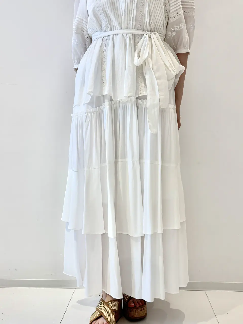 GRACE CONTINENTAL adachi miyuki コーディネート画像