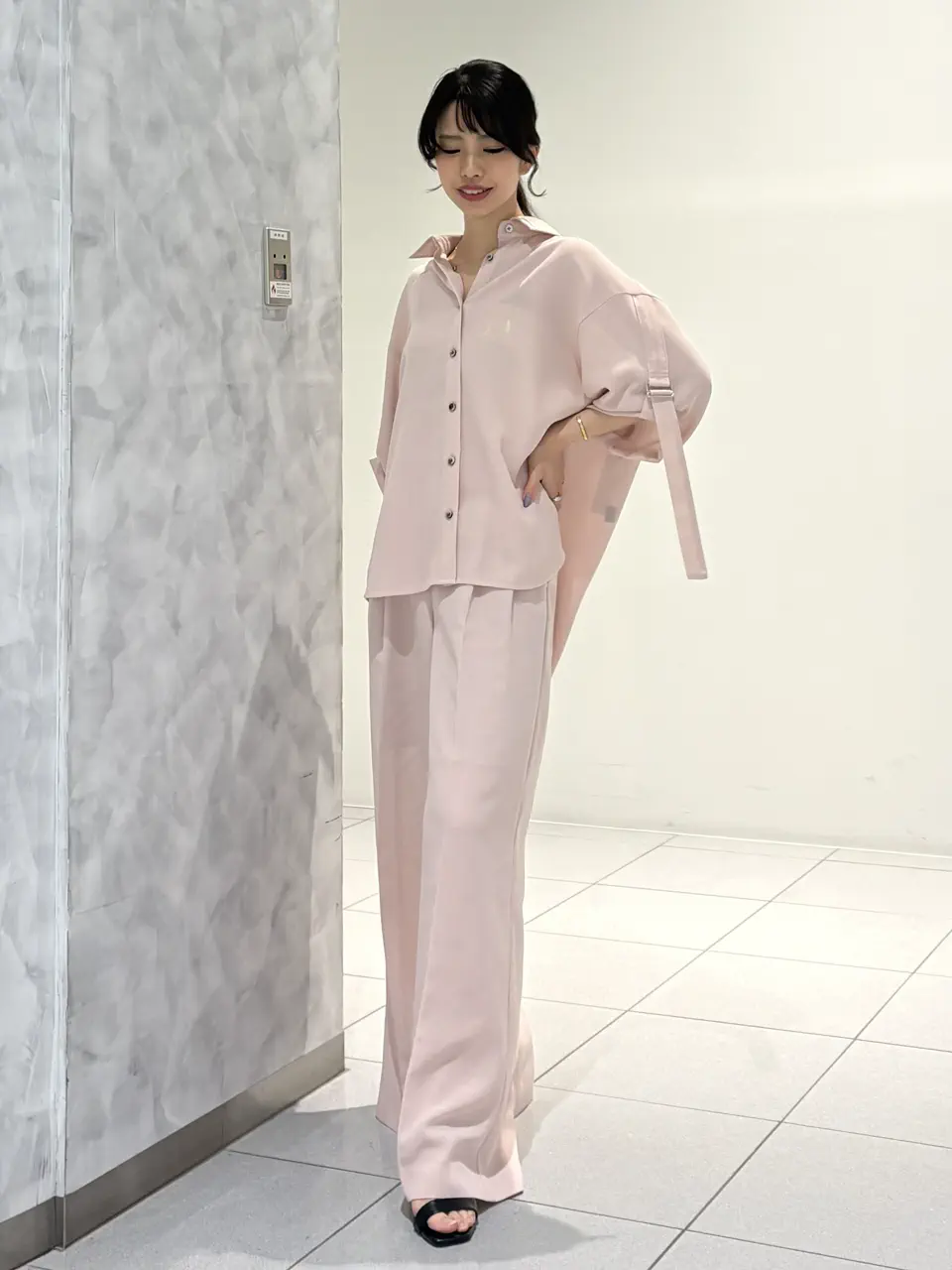 GRACE CONTINENTAL FUKUSHIMA YURIE コーディネート画像