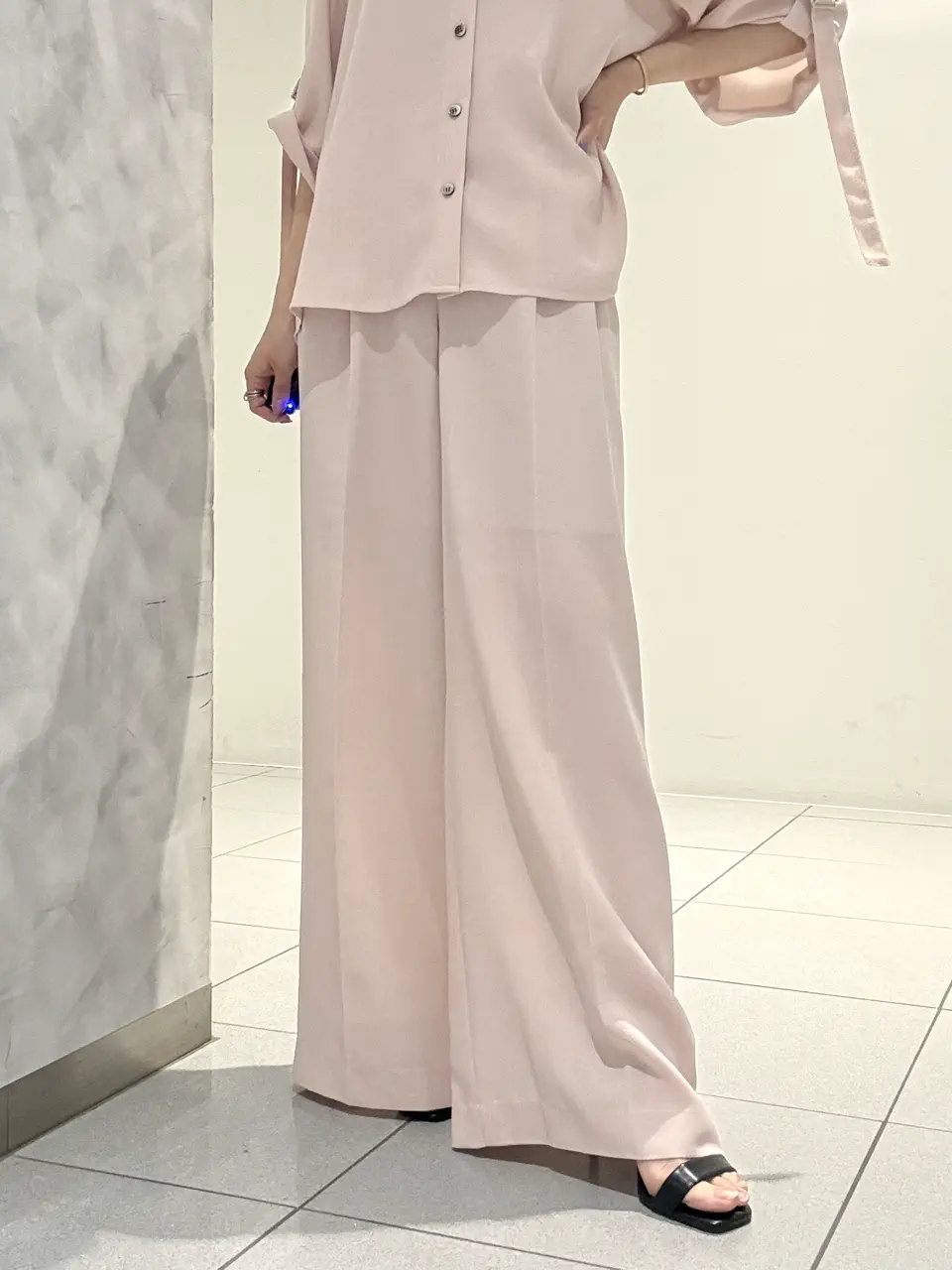 GRACE CONTINENTAL FUKUSHIMA YURIE コーディネート画像