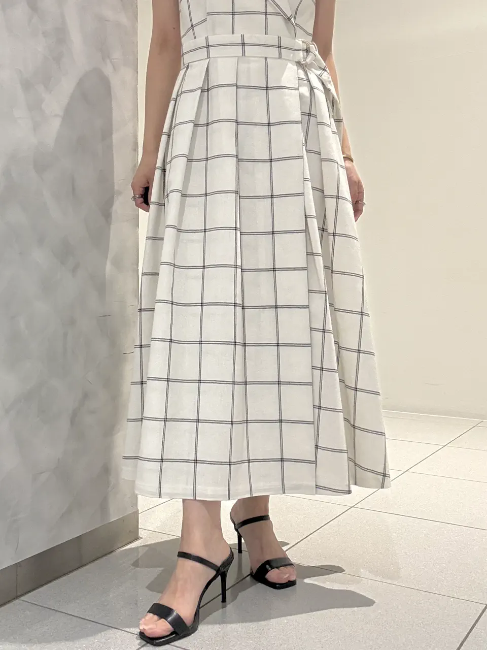 GRACE CONTINENTAL FUKUSHIMA YURIE コーディネート画像