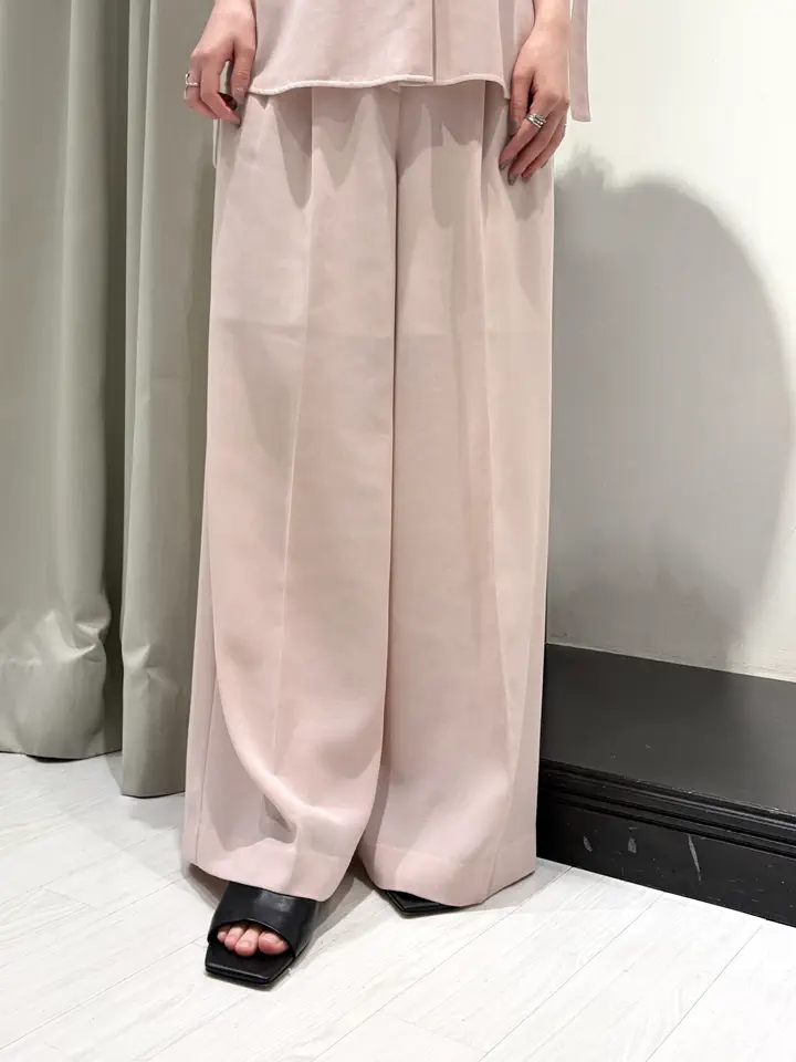 GRACE CONTINENTAL kobayashi コーディネート画像