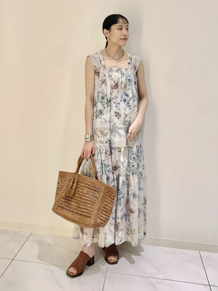 GRACE CONTINENTAL haruka iwasaki コーディネート画像