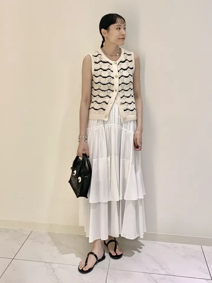 GRACE CONTINENTAL haruka iwasaki コーディネート画像