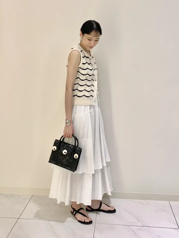 GRACE CONTINENTAL haruka iwasaki コーディネート画像