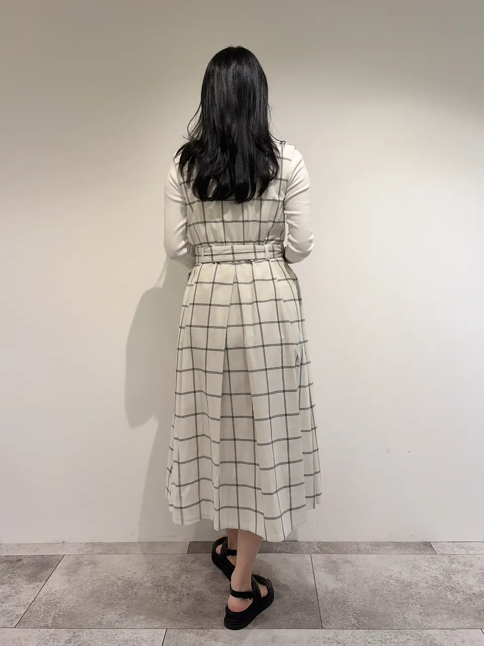 GRACE CONTINENTAL 端場 わかな コーディネート画像