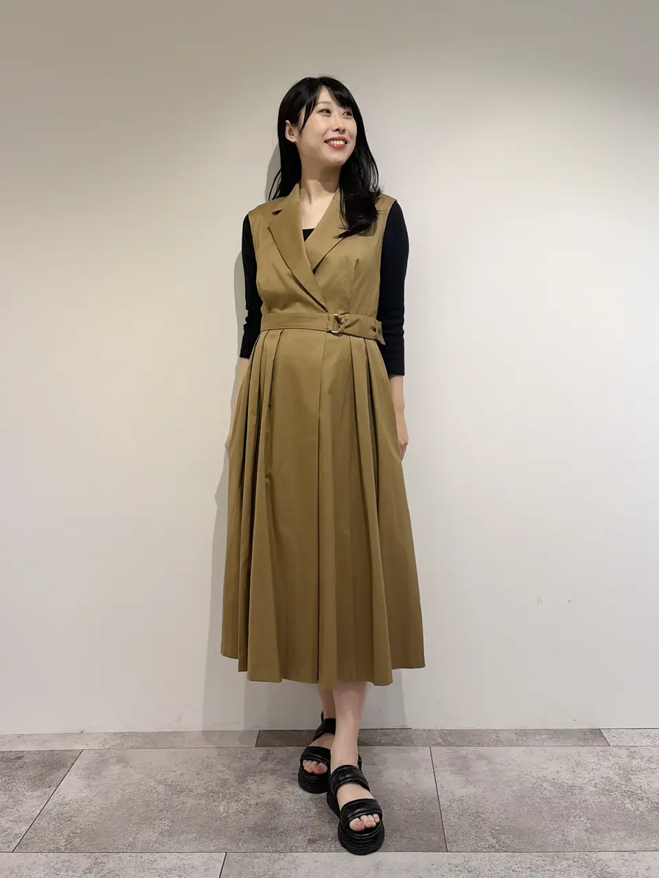 GRACE CONTINENTAL 端場 わかな コーディネート画像
