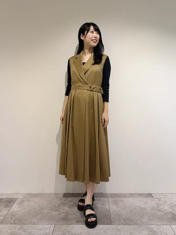 GRACE CONTINENTAL 端場 わかな コーディネート画像