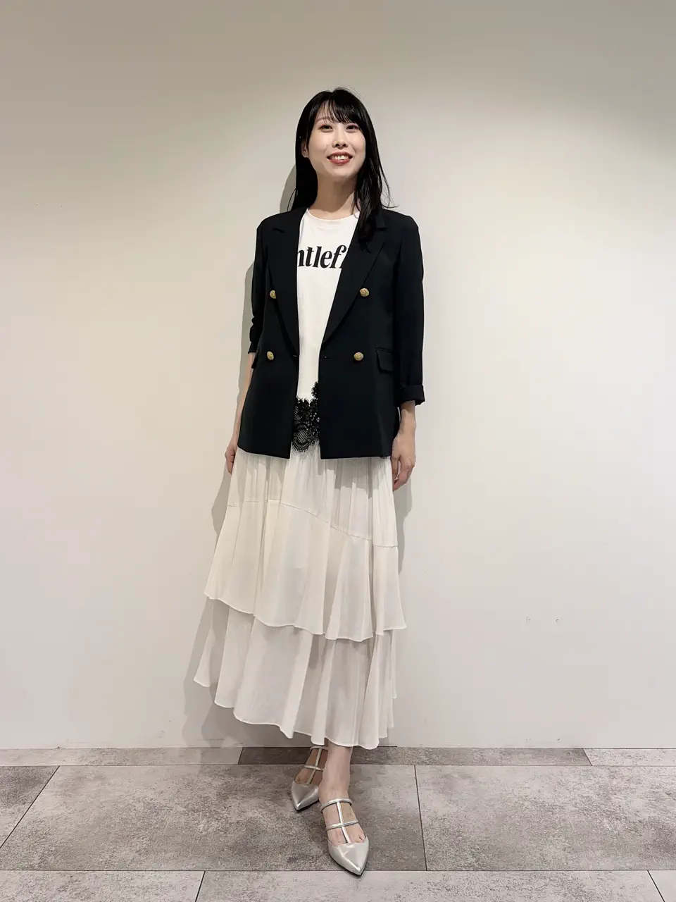 GRACE CONTINENTAL 端場 わかな コーディネート画像