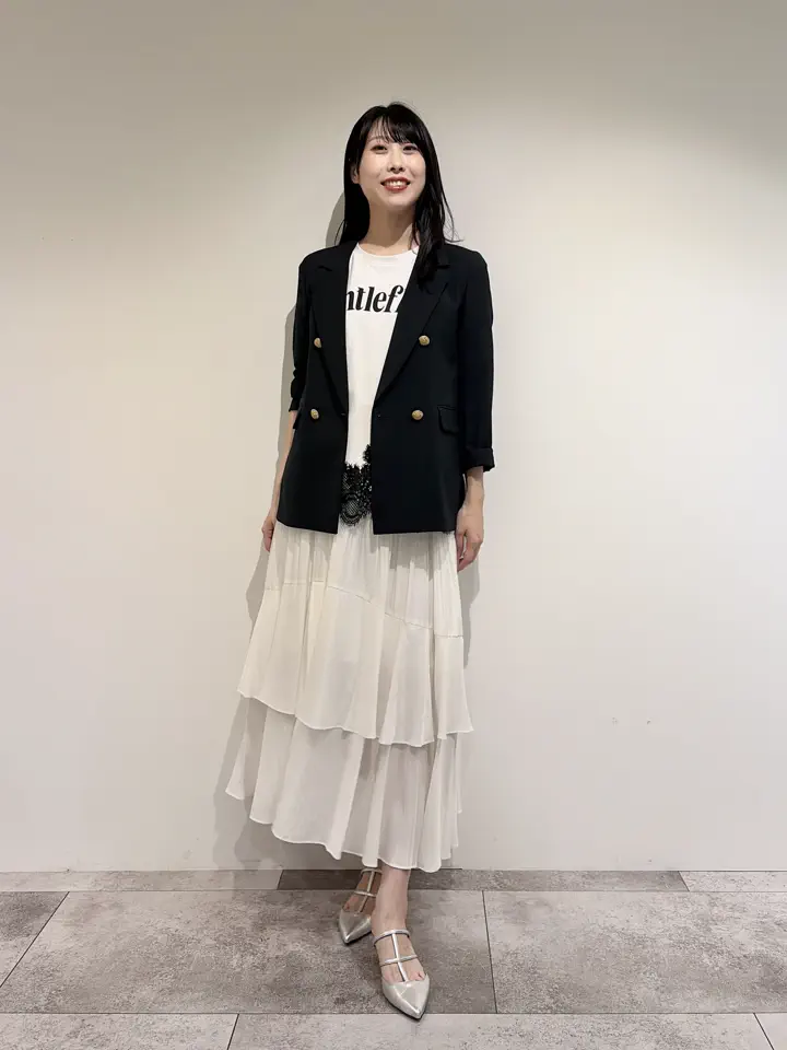 GRACE CONTINENTAL 端場 わかな コーディネート画像