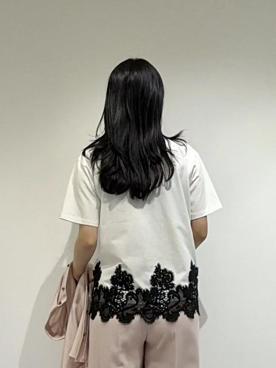 GRACE CONTINENTAL 端場 わかな コーディネート画像
