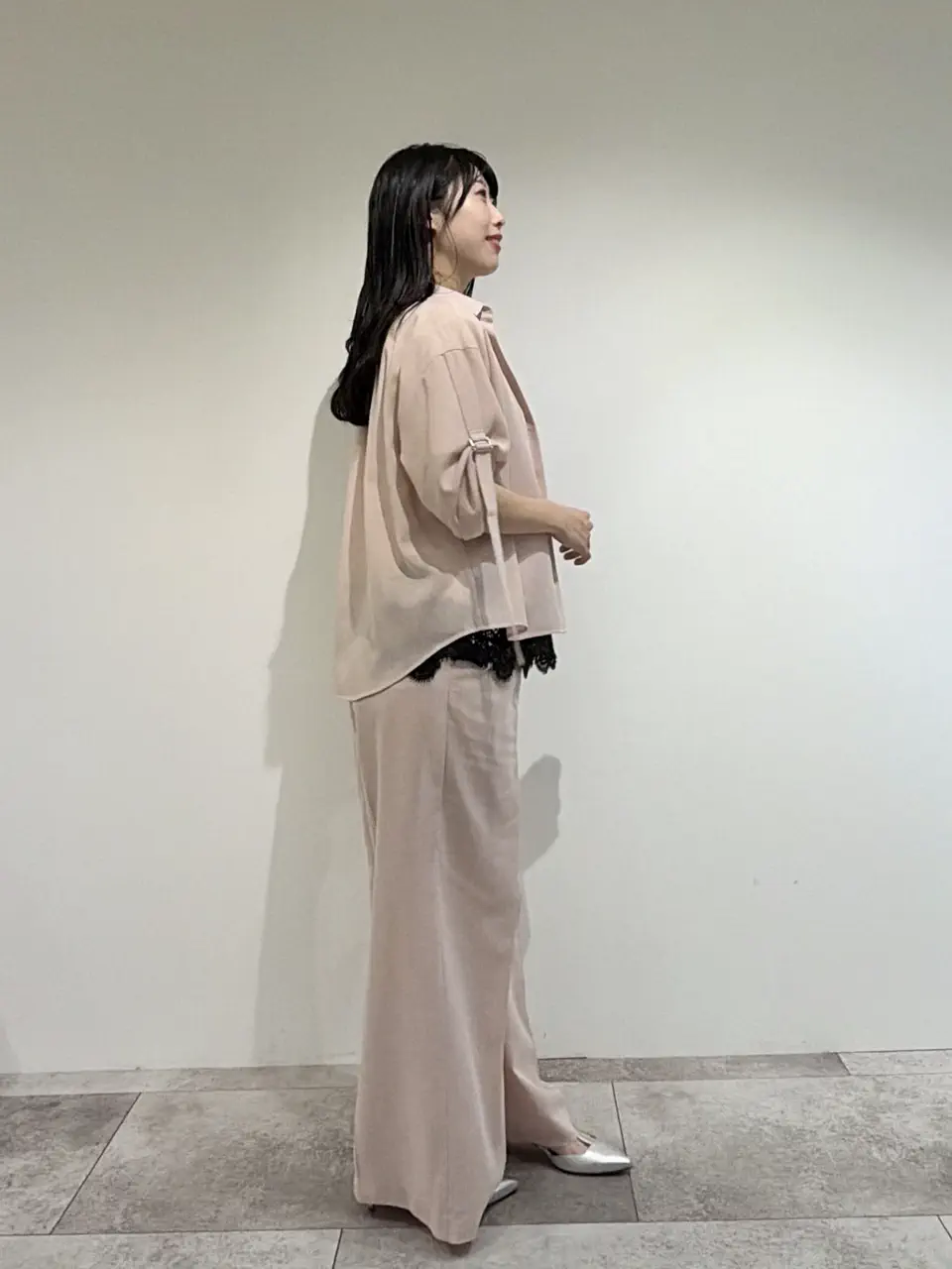 GRACE CONTINENTAL 端場 わかな コーディネート画像
