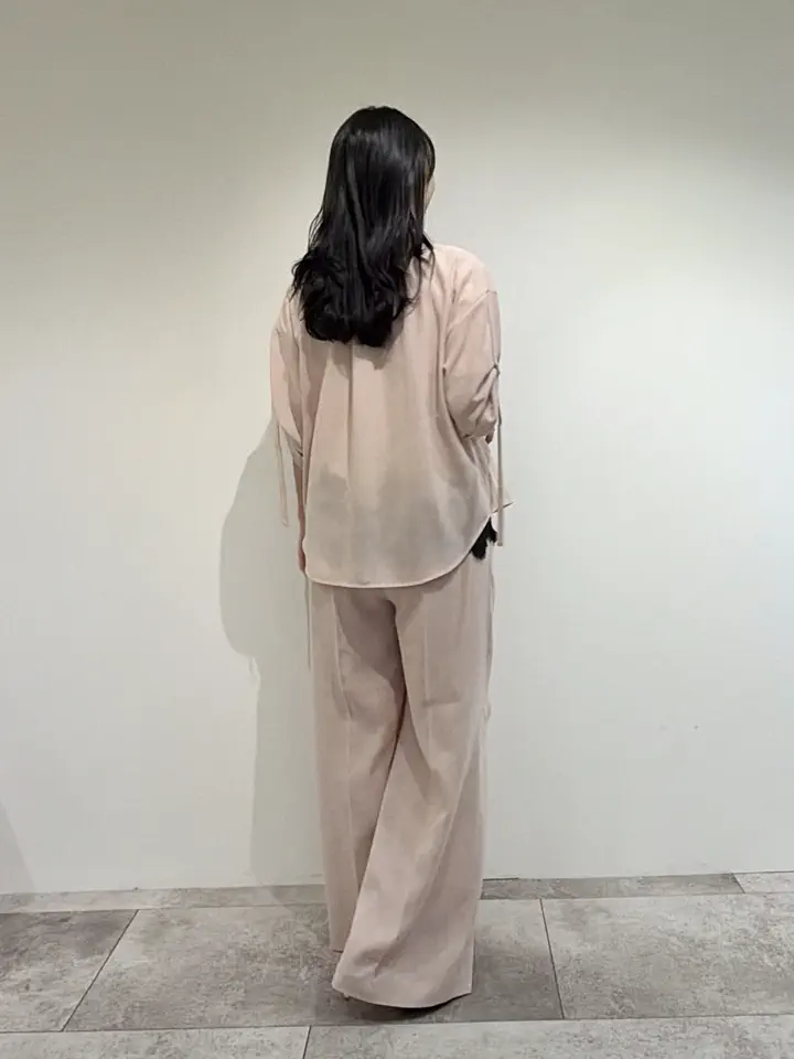 GRACE CONTINENTAL 端場 わかな コーディネート画像