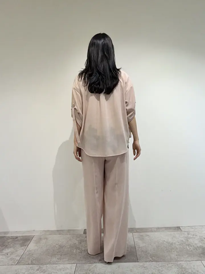 GRACE CONTINENTAL 端場 わかな コーディネート画像