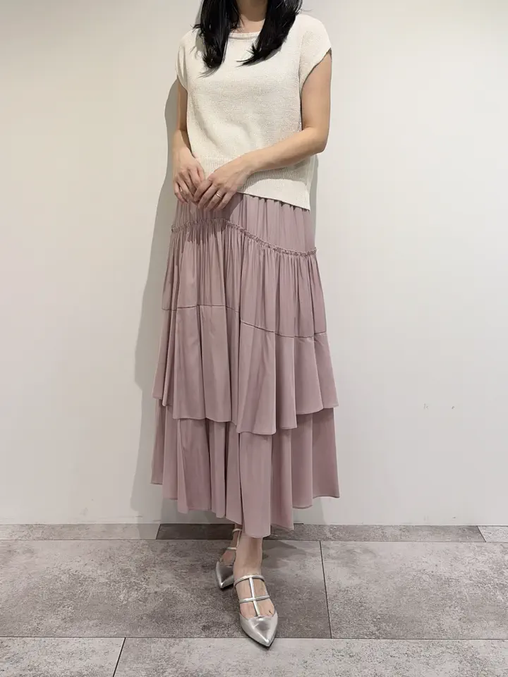 GRACE CONTINENTAL 端場 わかな コーディネート画像