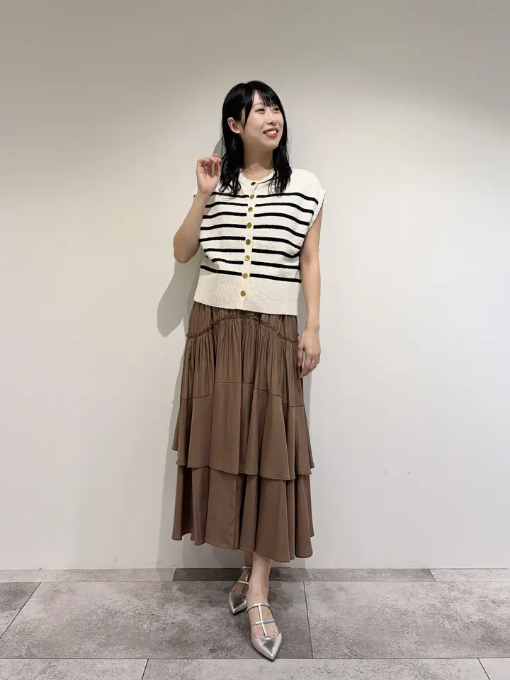 GRACE CONTINENTAL 端場 わかな コーディネート画像