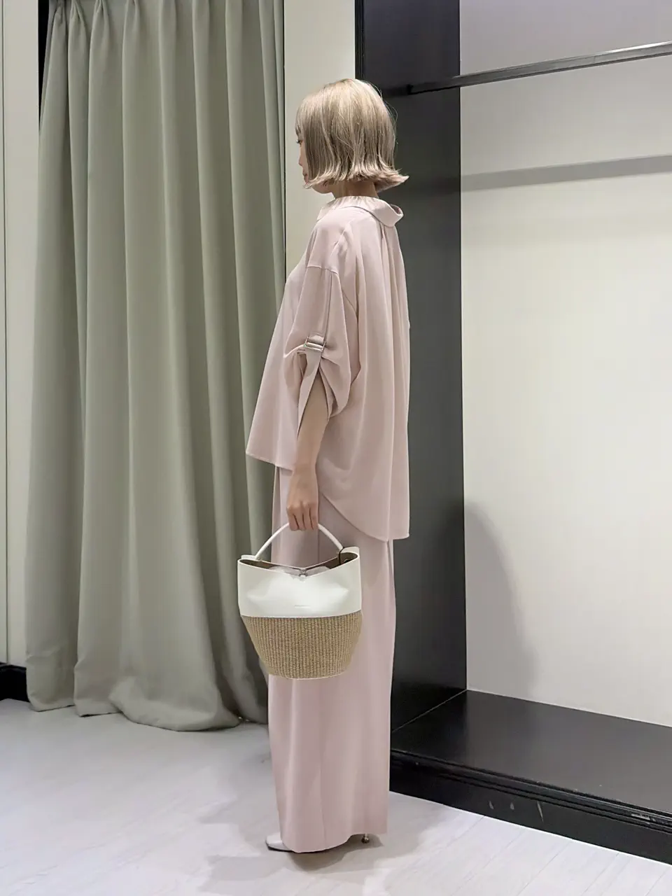 GRACE CONTINENTAL Abe コーディネート画像