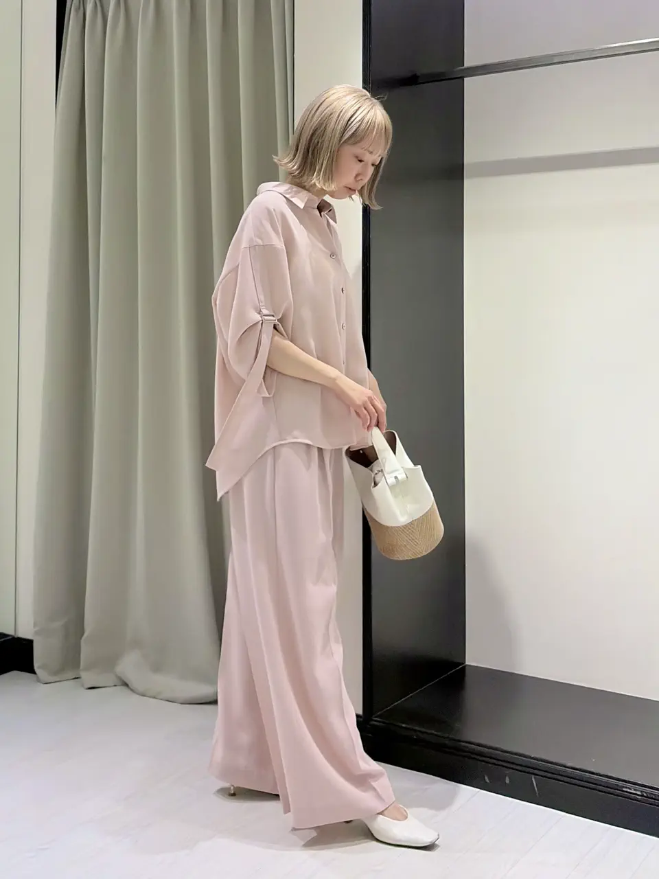 GRACE CONTINENTAL Abe コーディネート画像