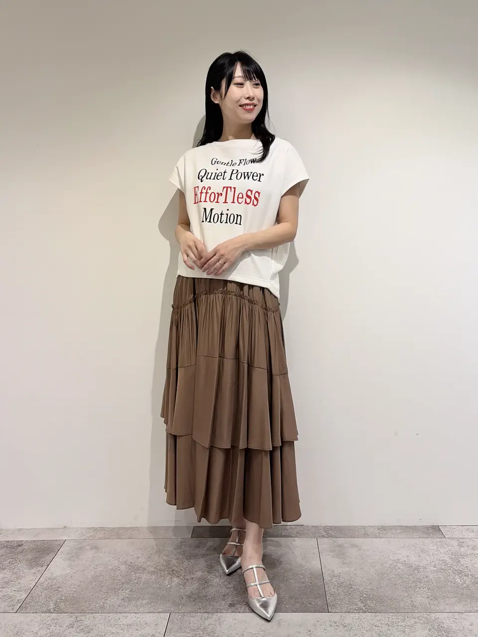 GRACE CONTINENTAL 端場 わかな コーディネート画像