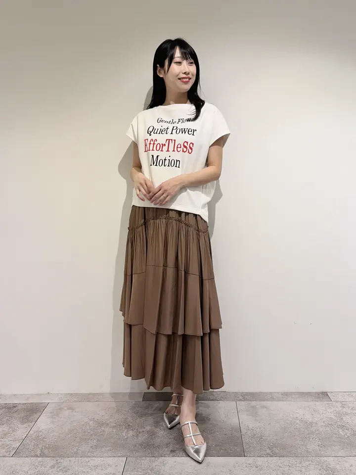 GRACE CONTINENTAL 端場 わかな コーディネート画像