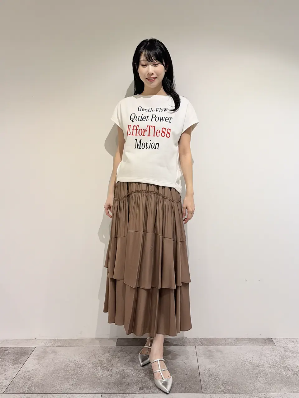 GRACE CONTINENTAL 端場 わかな コーディネート画像