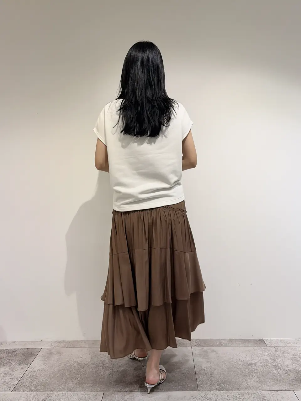 GRACE CONTINENTAL 端場 わかな コーディネート画像