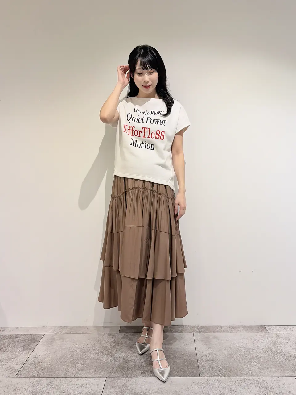 GRACE CONTINENTAL 端場 わかな コーディネート画像