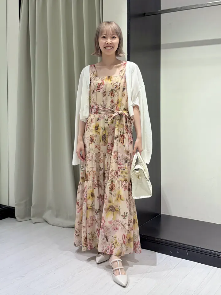 GRACE CONTINENTAL Abe コーディネート画像