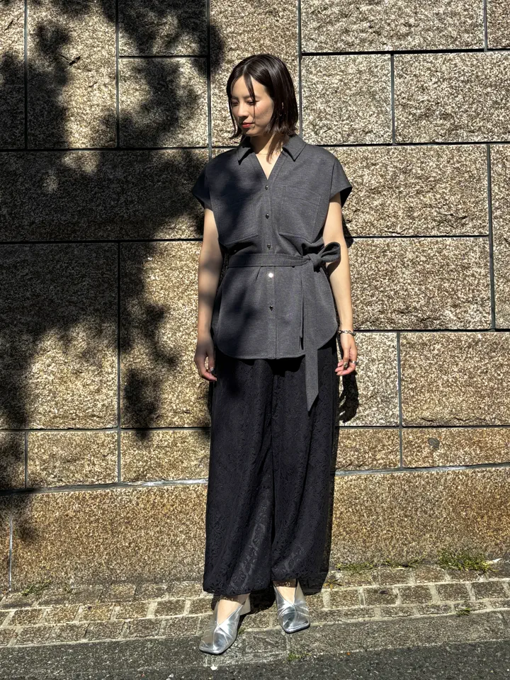 GRACE CONTINENTAL Hikaru Okada コーディネート画像