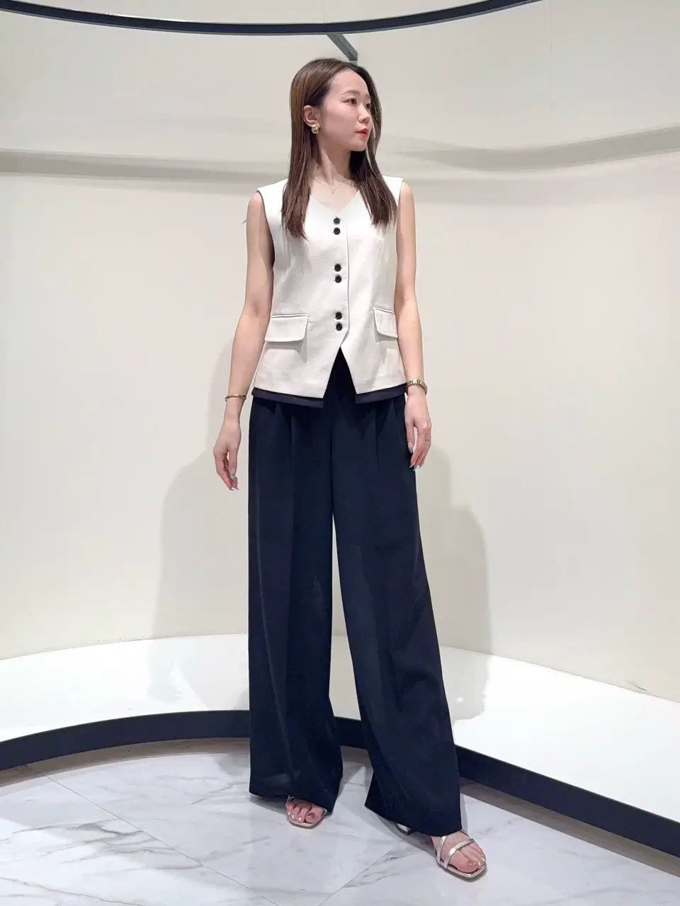 GRACE CONTINENTAL Suzuka コーディネート画像