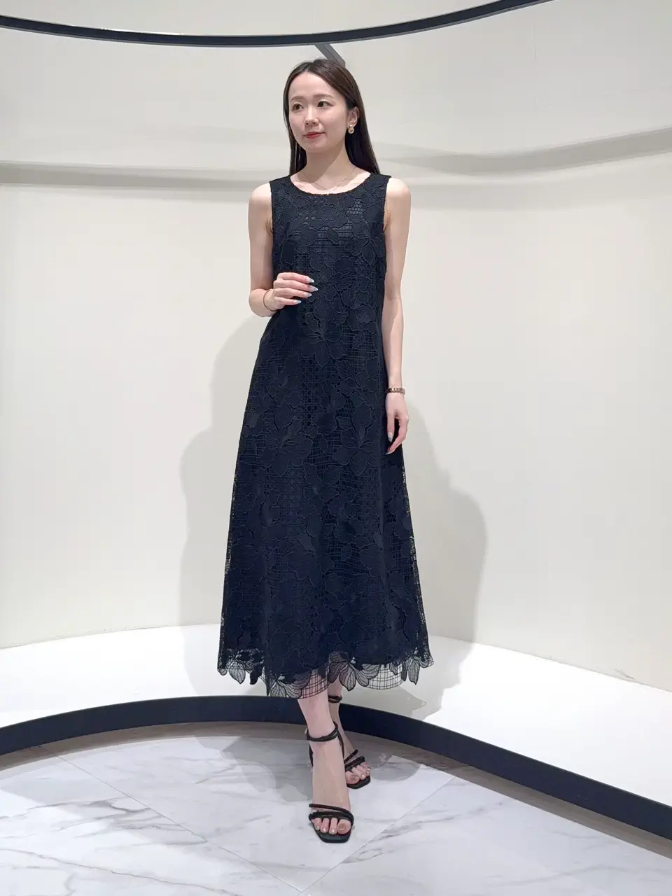 GRACE CONTINENTAL Suzuka コーディネート画像